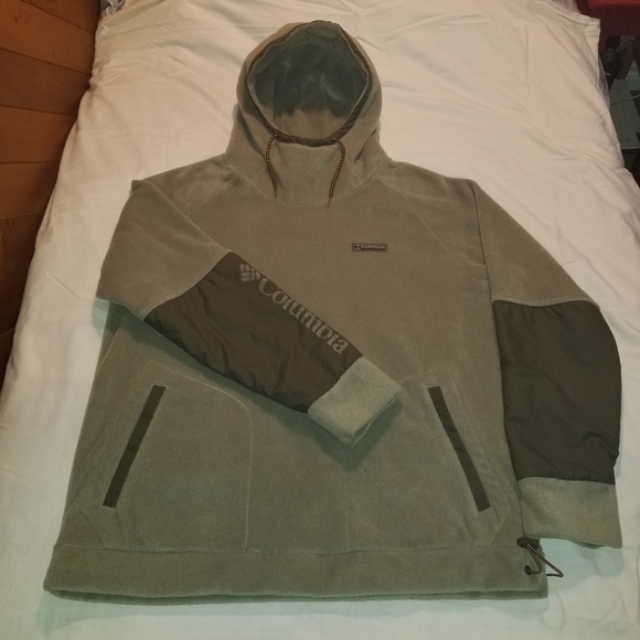 Columbia Men's XL Fleece Hoodie - Picture 3 of 7